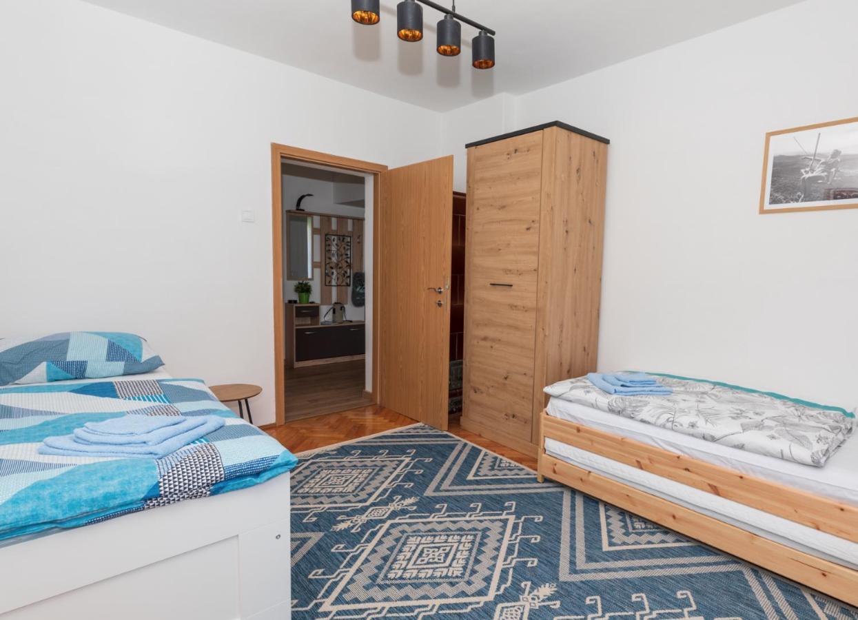 Lynx And Fox Self Check-In Free Parking Apartment Delnice Bagian luar foto