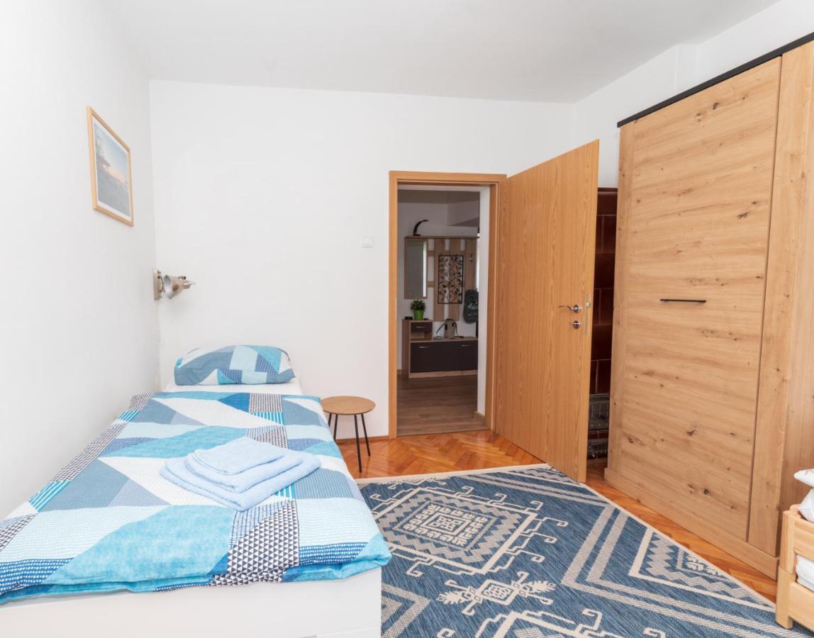 Lynx And Fox Self Check-In Free Parking Apartment Delnice Bagian luar foto