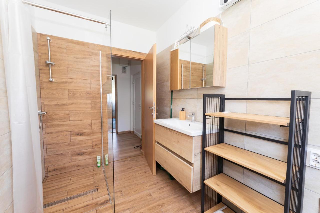 Lynx And Fox Self Check-In Free Parking Apartment Delnice Bagian luar foto